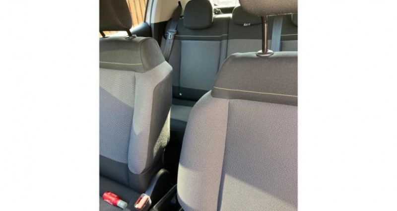 Citroen C3 1.2 PureTech - 82 S&S Graphic 2018 - photo n°4 Citroen C3 1.2 PureTech - 82 S&S Graphic  occasion à BURNHAUPT LE HAUT - photo n°4