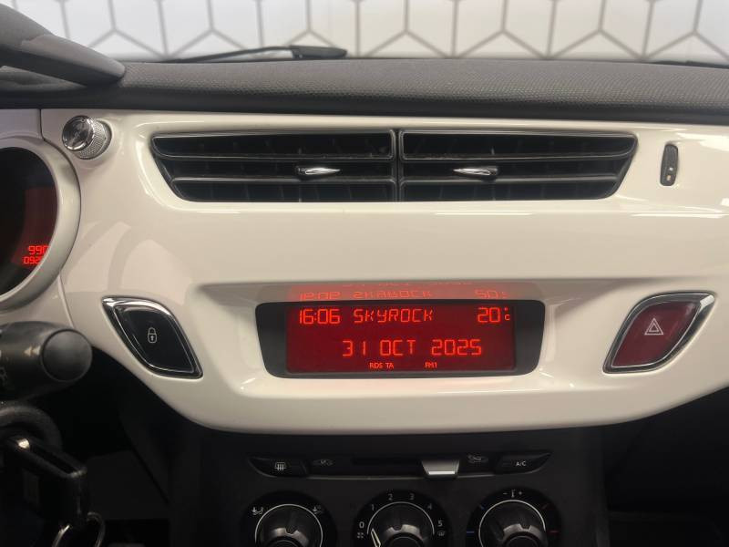 Citroen C3 1.4i Vitamine 2012 - photo n°18 Citroen C3 1.4i Vitamine  occasion à Bergerac - photo n°18