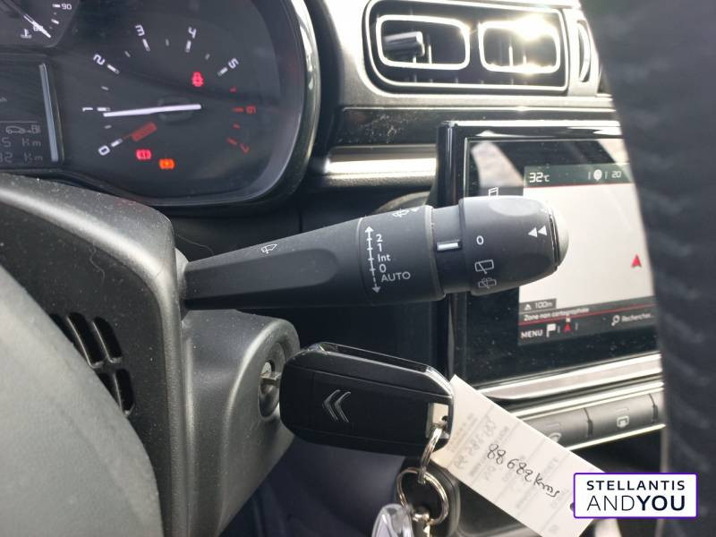 Citroen C3 BlueHDi 100 S&S BVM6 Shine Business  occasion  TOURS - photo n9
