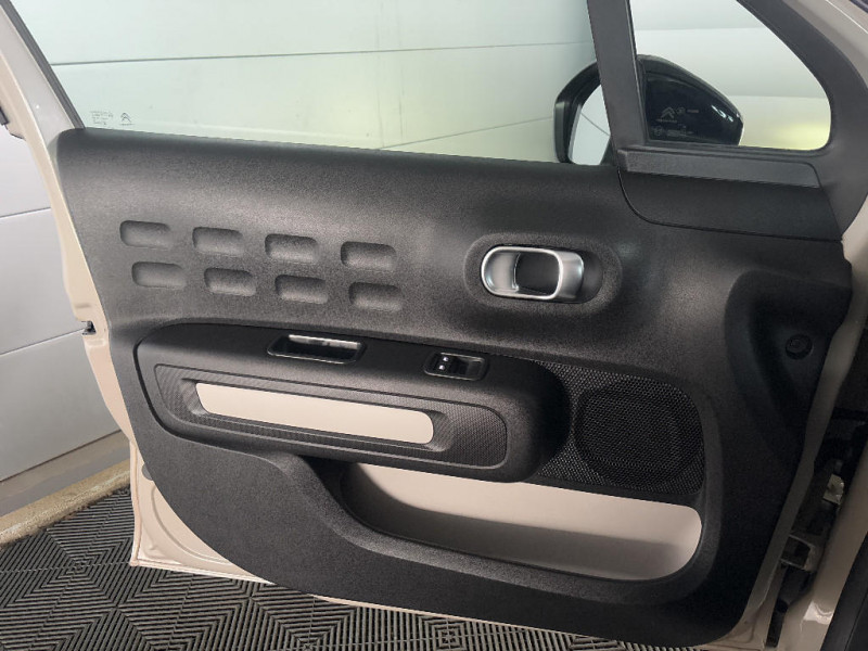 Citroen C3 PURETECH 83 CH BVM5 PLUS 2023 - photo n°16 Citroen C3 PURETECH 83 CH BVM5 PLUS  occasion à Noisy-le-Grand - photo n°16