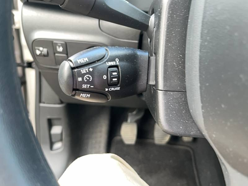 Citroen C3 PureTech 83 S&S BVM5 Feel 2021 - photo n°20 Citroen C3 PureTech 83 S&S BVM5 Feel  occasion à Biscarrosse - photo n°20