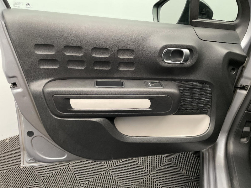 Citroen C3 PURETECH 83CH, BOITE MANUELLE, PLUS 2023 - photo n°18 Citroen C3 PURETECH 83CH, BOITE MANUELLE, PLUS  occasion à Mareuil-lès-Meaux - photo n°18