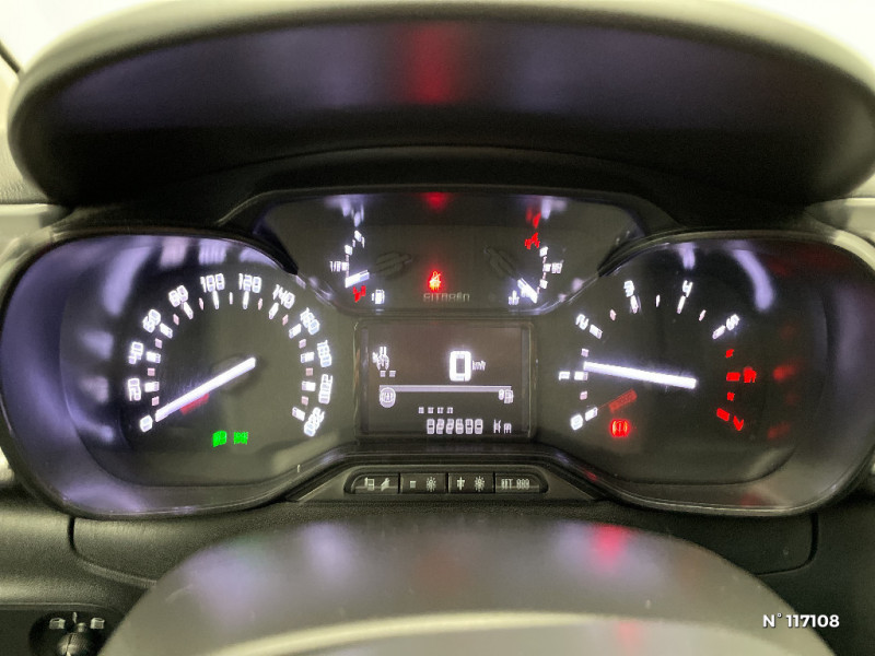 Citroen C3 PURETECH 83CH, BOITE MANUELLE, PLUS 2023 - photo n°12 Citroen C3 PURETECH 83CH, BOITE MANUELLE, PLUS  occasion à Mareuil-lès-Meaux - photo n°12