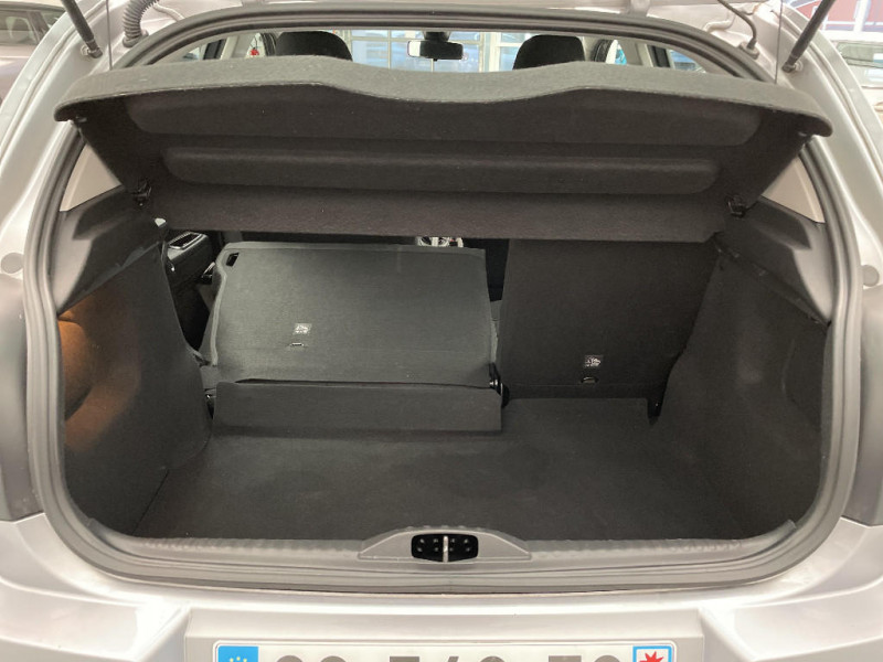 Citroen C3 PURETECH 83CH, BOITE MANUELLE, PLUS 2023 - photo n°15 Citroen C3 PURETECH 83CH, BOITE MANUELLE, PLUS  occasion à Mareuil-lès-Meaux - photo n°15