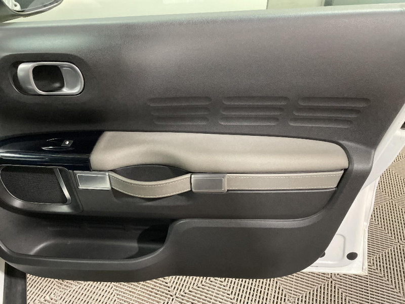 Citroen C4 Cactus C4 Cactus BlueHDi 100 S&S BVM6 Shine Business 2019 - photo n°20 Citroen C4 Cactus C4 Cactus BlueHDi 100 S&S BVM6 Shine Business  occasion à Évreux - photo n°20