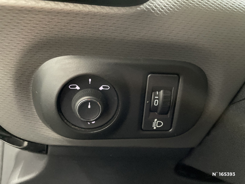 Citroen C4 Cactus C4 Cactus BlueHDi 100 S&S BVM6 Shine Business 2019 - photo n°15 Citroen C4 Cactus C4 Cactus BlueHDi 100 S&S BVM6 Shine Business  occasion à Évreux - photo n°15