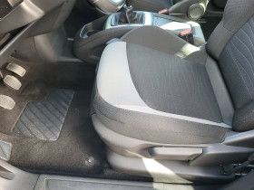 Citroen C4 Picasso 5 Places C4 Picasso BlueHDi 120 S&S Intensive 5p  occasion  Lescure-d'Albigeois - photo n13