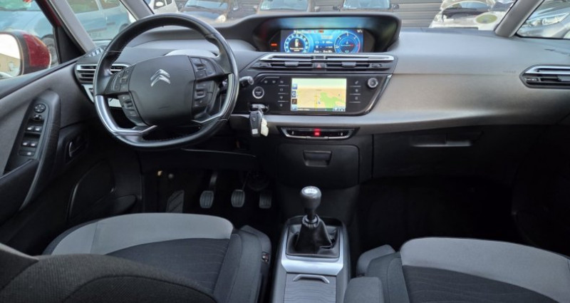 Citroen C4 Picasso 5 Places Picasso/Spacetourer Intensive 1.6 B-HDi 120 2016 - photo n°6 Citroen C4 Picasso 5 Places Picasso/Spacetourer Intensive 1.6 B-HDi 120  occasion à Les Pennes-Mirabeau - photo n°6