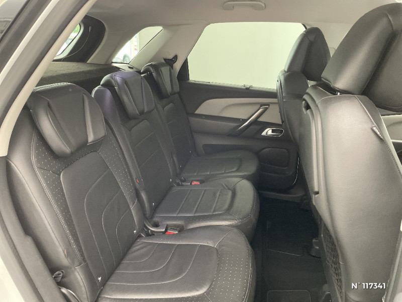 Citroen C4 Picasso 5 Places PURETECH 130 S&S FEEL 2017 - photo n°9 Citroen C4 Picasso 5 Places PURETECH 130 S&S FEEL  occasion à Mareuil-lès-Meaux - photo n°9