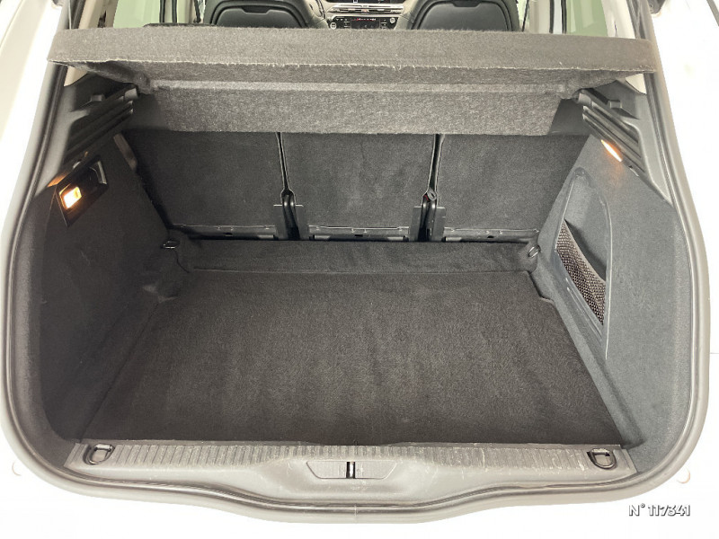 Citroen C4 Picasso 5 Places PURETECH 130 S&S FEEL 2017 - photo n°5 Citroen C4 Picasso 5 Places PURETECH 130 S&S FEEL  occasion à Mareuil-lès-Meaux - photo n°5