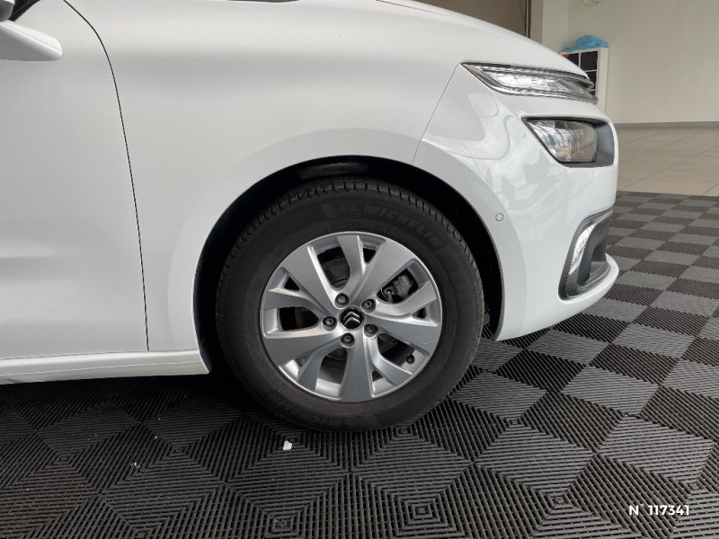 Citroen C4 Picasso 5 Places PURETECH 130 S&S FEEL 2017 - photo n°6 Citroen C4 Picasso 5 Places PURETECH 130 S&S FEEL  occasion à Mareuil-lès-Meaux - photo n°6