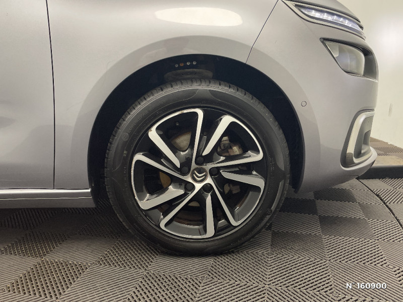Citroen C4 Picasso 5 Places PURETECH 130 S&S SHINE 2017 - photo n°8 Citroen C4 Picasso 5 Places PURETECH 130 S&S SHINE  occasion à Montévrain - photo n°8