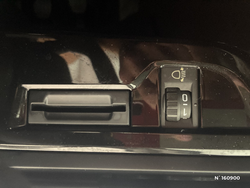 Citroen C4 Picasso 5 Places PURETECH 130 S&S SHINE 2017 - photo n°15 Citroen C4 Picasso 5 Places PURETECH 130 S&S SHINE  occasion à Montévrain - photo n°15