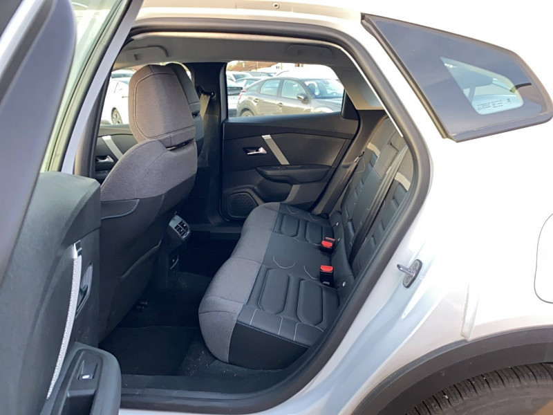 Citroen C4 X C4 X PureTech 130 S&S EAT8 Plus 4p 2024 - photo n°13 Citroen C4 X C4 X PureTech 130 S&S EAT8 Plus 4p  occasion à Mont-de-Marsan - photo n°13