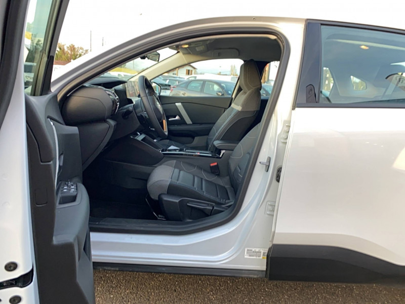 Citroen C4 X C4 X PureTech 130 S&S EAT8 Plus 4p 2024 - photo n°7 Citroen C4 X C4 X PureTech 130 S&S EAT8 Plus 4p  occasion à Mont-de-Marsan - photo n°7