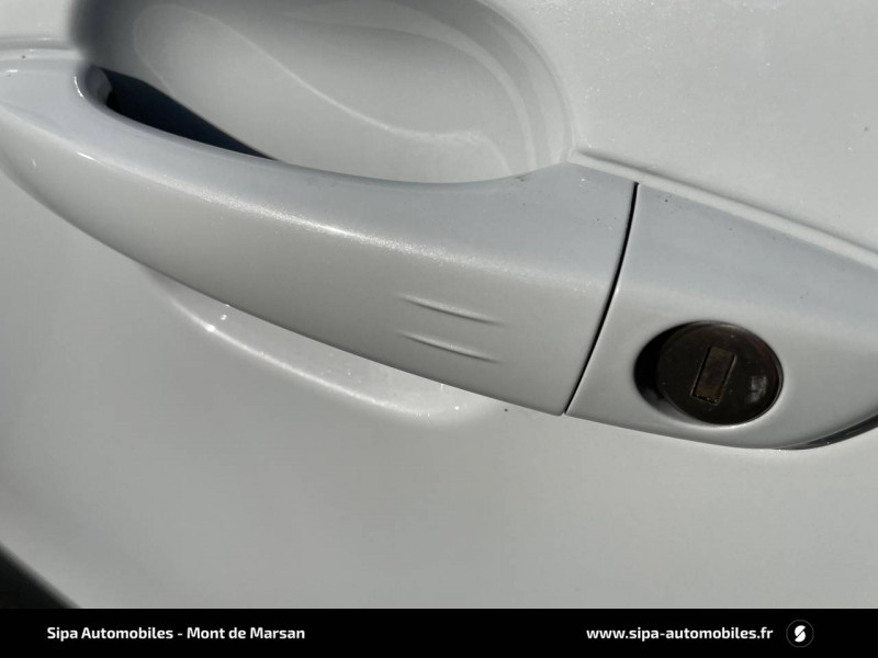 Citroen C4 X C4 X PureTech 130 S&S EAT8 Plus 4p 2024 - photo n°12 Citroen C4 X C4 X PureTech 130 S&S EAT8 Plus 4p  occasion à Mont-de-Marsan - photo n°12