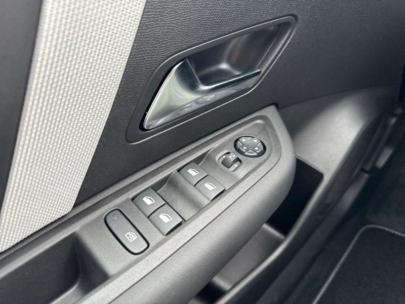 Citroen C4 1.2 Hybride 136ch S&S MAX Automatique 2025 - photo n°12 Citroen C4 1.2 Hybride 136ch S&S MAX Automatique  occasion à Bayeux - photo n°12