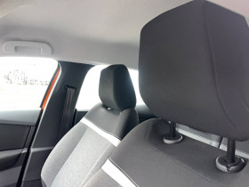 Citroen C4 C4 PureTech 130 S&S EAT8 Feel 5p  occasion � Lescure-d'Albigeois - photo n�15