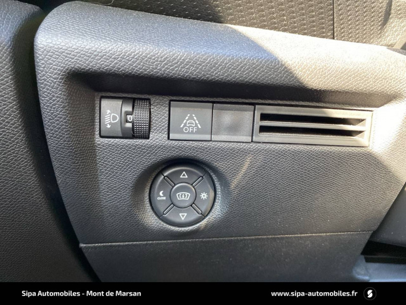 Citroen C4 C4 PureTech 130 S&S EAT8 Feel Pack 5p 2021 - photo n°20 Citroen C4 C4 PureTech 130 S&S EAT8 Feel Pack 5p  occasion à Mont-de-Marsan - photo n°20