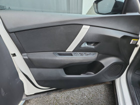 Citroen C4 C4 SOCIETE BLUEHDI 130 S&S EAT8 FEEL NAV BUSINESS R 5p  occasion  Lescure-d'Albigeois - photo n14