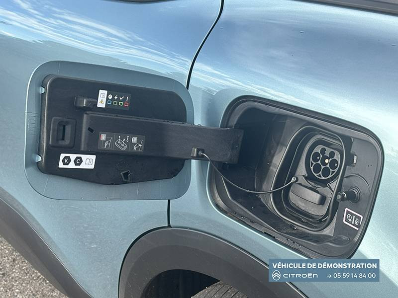 Citroen C4 e-C4 136 ch autonomie standard  Automatique Plus 5p 2024 - photo n°8 Citroen C4 e-C4 136 ch autonomie standard  Automatique Plus 5p  occasion à Lescar - photo n°8