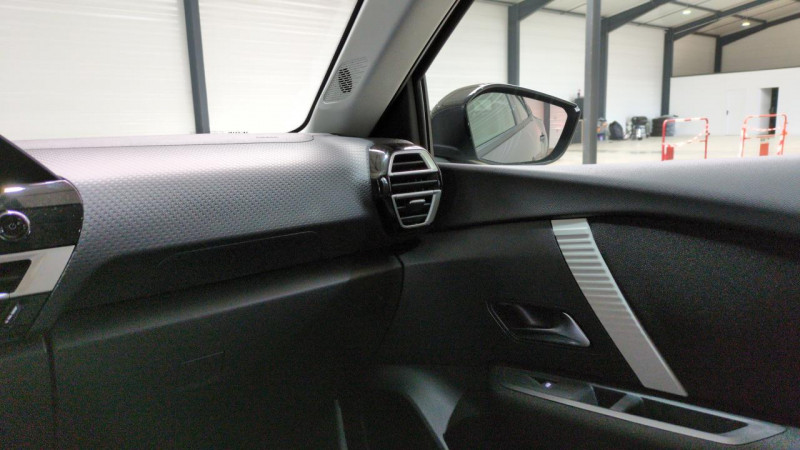 Citroen C4 Hybride 145 e-dcs6 business 2025 - photo n°18 Citroen C4 Hybride 145 e-dcs6 business  occasion à Ganges - photo n°18