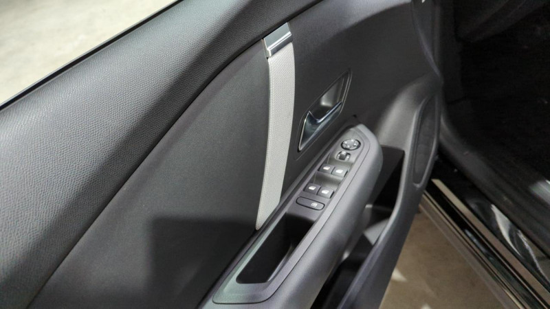 Citroen C4 Hybride 145 e-dcs6 max 2025 - photo n°9 Citroen C4 Hybride 145 e-dcs6 max  occasion à Ganges - photo n°9