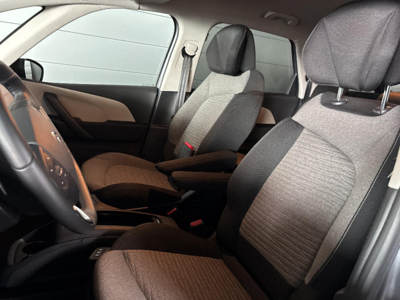 Citroen C4 PURETECH 130 S&S EAT8 ORIGINS 2020 - photo n°16 Citroen C4 PURETECH 130 S&S EAT8 ORIGINS  occasion à Le Perreux-sur-Marne - photo n°16