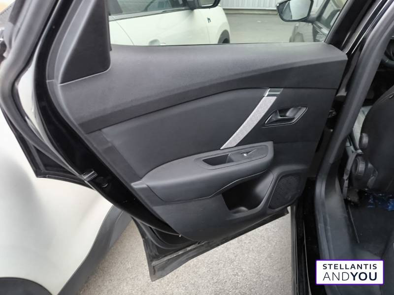 Citroen C4 PureTech 130 S&S EAT8 Shine Pack  occasion  AULNAY - photo n8