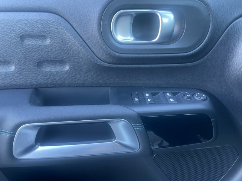 Citroen C5 Aircross 1.2 HYBRIDE 136CH MAX BOITE AUTOMATIQUE 2024 - photo n°8 Citroen C5 Aircross 1.2 HYBRIDE 136CH MAX BOITE AUTOMATIQUE  occasion à Albi - photo n°8