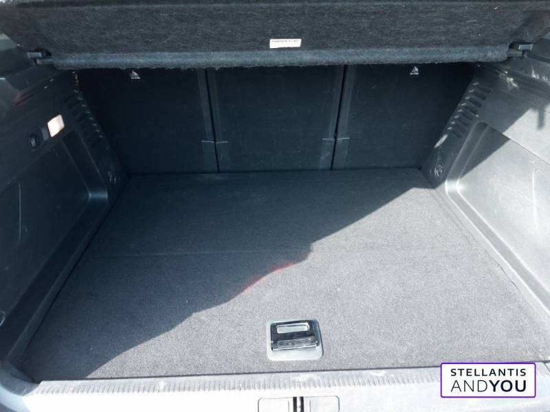 Citroen C5 Aircross Hybride Rechargeable 225 S&S e-EAT8 C-Series  occasion à  LOMME - photo n°6
