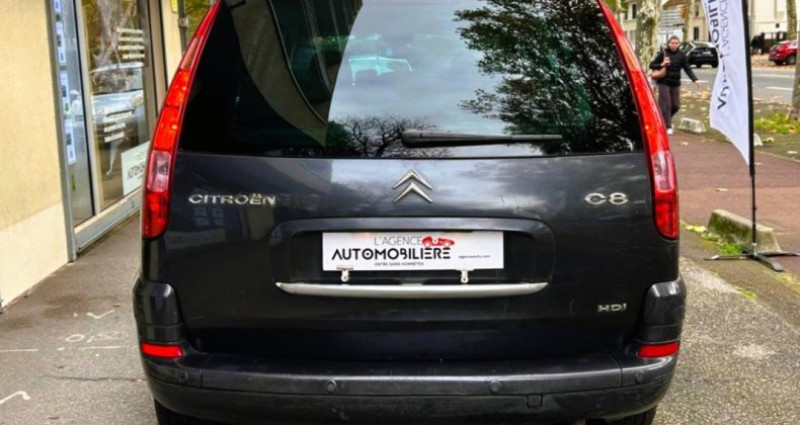 Citroen C8 2.0 16S HDI FAP EXCLUSIVE 2004 - photo n°5 Citroen C8 2.0 16S HDI FAP EXCLUSIVE  occasion à Chaville - photo n°5