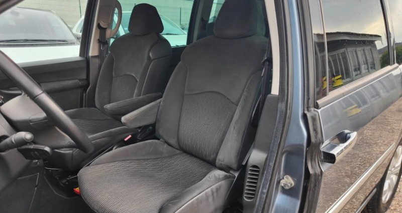 Citroen C8 2.0 HDi 136ch Millénium II 7 places 2014 - photo n°6 Citroen C8 2.0 HDi 136ch Millénium II 7 places  occasion à Uckange - photo n°6