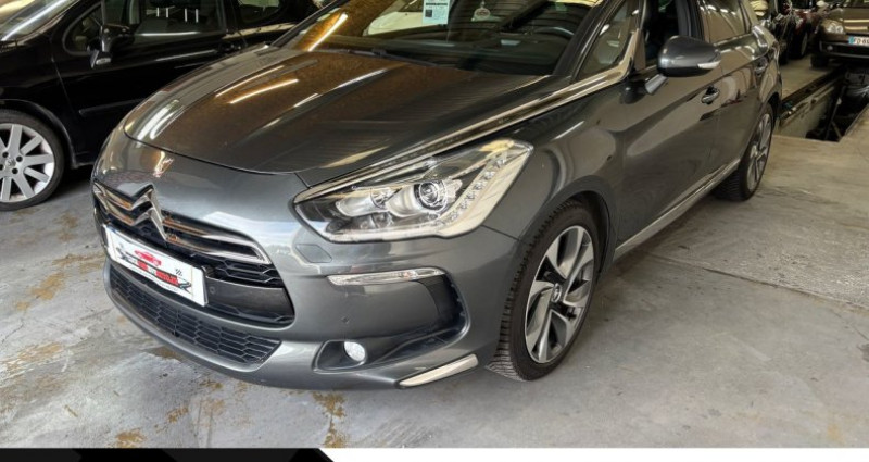 Citroen DS5 2.0 Blue hdi SPORTCHIC 180 CH // CUIR / GPS / TOIT PANO / BL 2014 Citroen DS5 2.0 Blue hdi SPORTCHIC 180 CH // CUIR / GPS / TOIT PANO / BL  occasion à Harnes