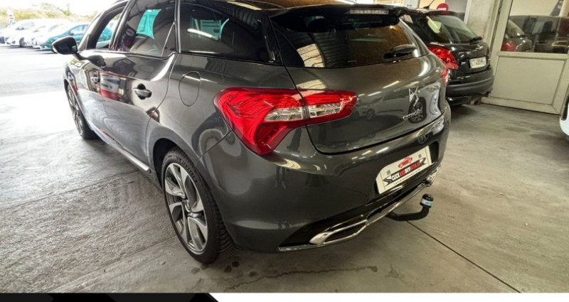 Citroen DS5 2.0 Blue hdi SPORTCHIC 180 CH // CUIR / GPS / TOIT PANO / BL 2014 - photo n°6 Citroen DS5 2.0 Blue hdi SPORTCHIC 180 CH // CUIR / GPS / TOIT PANO / BL  occasion à Harnes - photo n°6