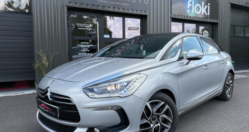 Citroen DS5 hdi 160 so chic avec camera de recul cli