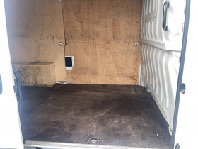 Citroen Jumper JUMPER TOLE 35 L2H2  BLUEHDi 130 S&S BVM6 CLUB 4p  occasion  Lescure-d'Albigeois - photo n19