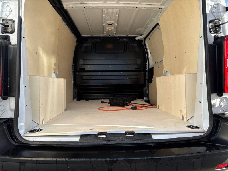 Citroen Jumpy FOURGON E-JUMPY FGN M 100 KW (136 CH) BATTERIE 75 KWH  occasion  FONTENAY LE COMTE - photo n6