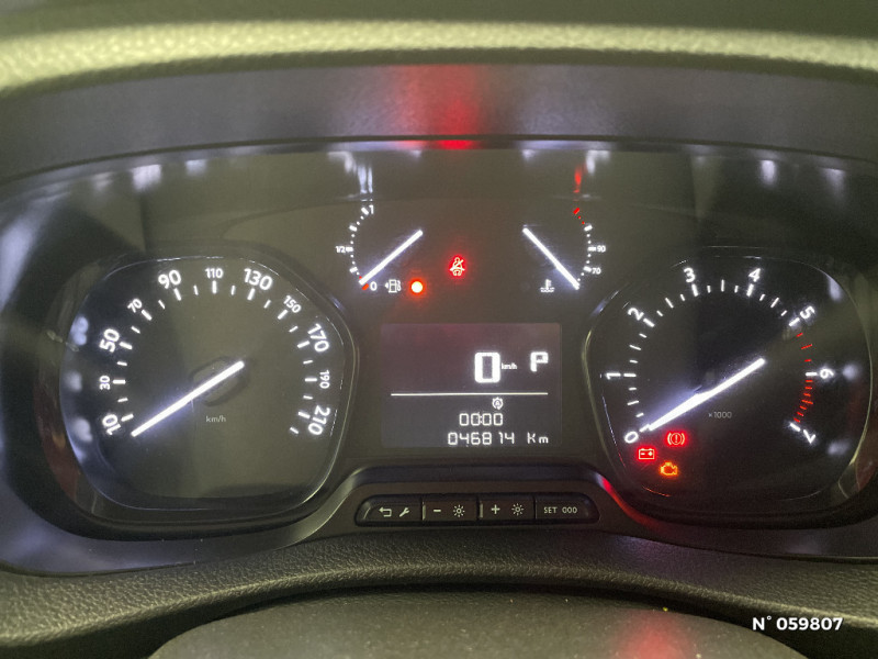 Citroen Jumpy JUMPY FGN M BLUEHDI 145 S&S EAT8  occasion � Eu - photo n�11