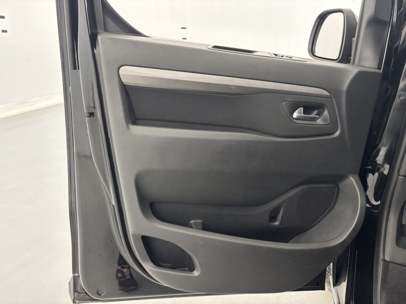 Citroen SpaceTourer M BlueHDi 120 S&S BVM6 Feel 5p 2021 - photo n°11 Citroen SpaceTourer M BlueHDi 120 S&S BVM6 Feel 5p  occasion à SAINT-GREGOIRE - photo n°11