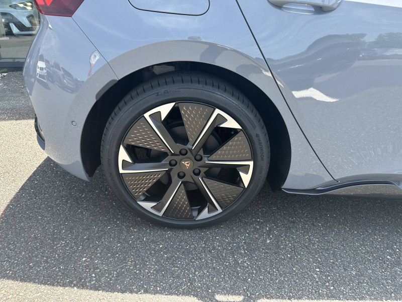 Cupra Born Born 325 ch VZ 5p  occasion  Onet-le-Chteau - photo n4
