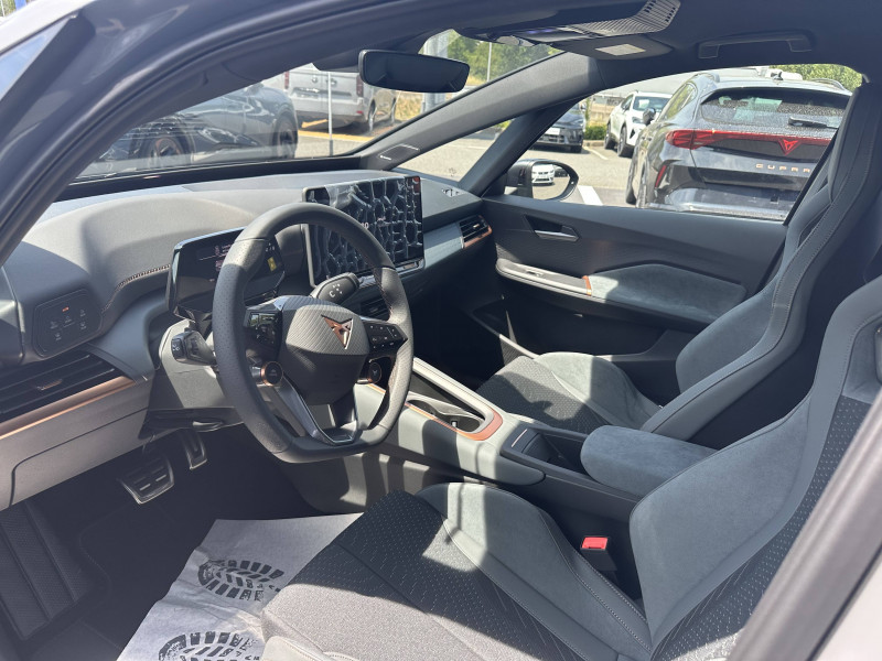Cupra Born Born 325 ch VZ 5p  occasion  Onet-le-Chteau - photo n13