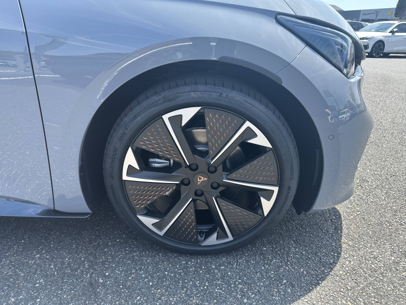 Cupra Born Born 325 ch VZ 5p  occasion  Onet-le-Chteau - photo n3