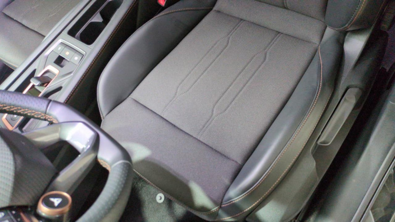 Cupra Formentor 1.5 etsi hybrid 150 ch bva dsg7 v + camera 360 + navigation   occasion � Ganges - photo n�12