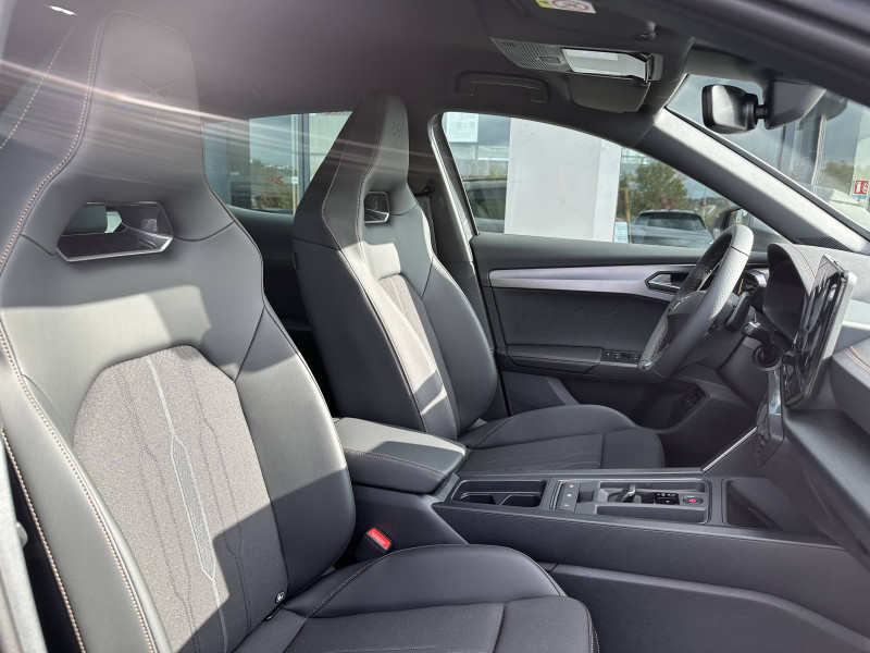 Cupra Formentor Formentor 1.4 e-HYBRID 245 ch DSG6 VZ 5p  occasion  Onet-le-Chteau - photo n5