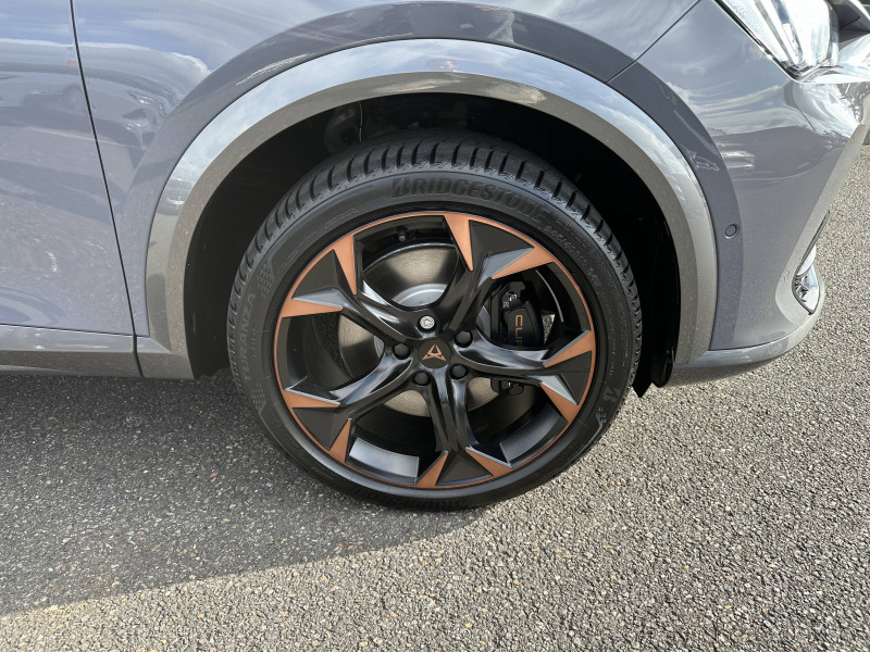 Cupra Formentor Formentor 1.4 e-HYBRID 245 ch DSG6 VZ 5p  occasion  Onet-le-Chteau - photo n2