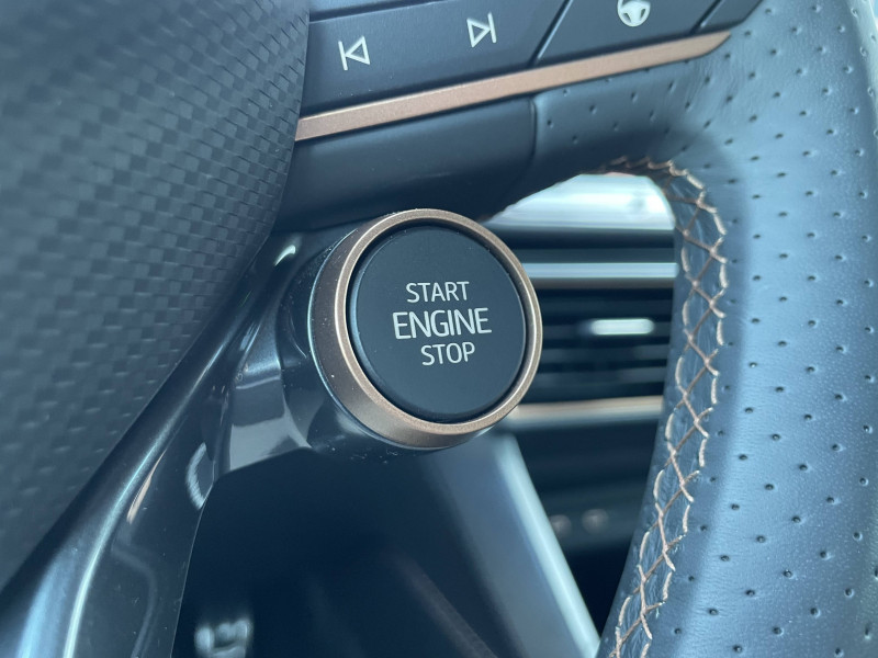 Cupra Formentor Formentor 1.5 eTSI Hybrid 150 ch DSG7 V 5p  occasion &agrave; Figeac - photo n&deg;14