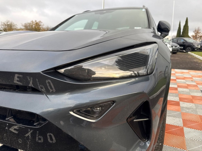 Cupra Formentor NEW 1.5 e-TSI 150 DSG7 GPS JA 19 Si�ges Sport Alcantara  occasion � Cahors - photo n�9