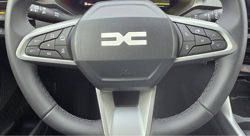 Dacia Bigster Bigster Hybrid 155 Journey 5p 2025 - photo n°8 Dacia Bigster Bigster Hybrid 155 Journey 5p  occasion à Sainte-Bazeille - photo n°8