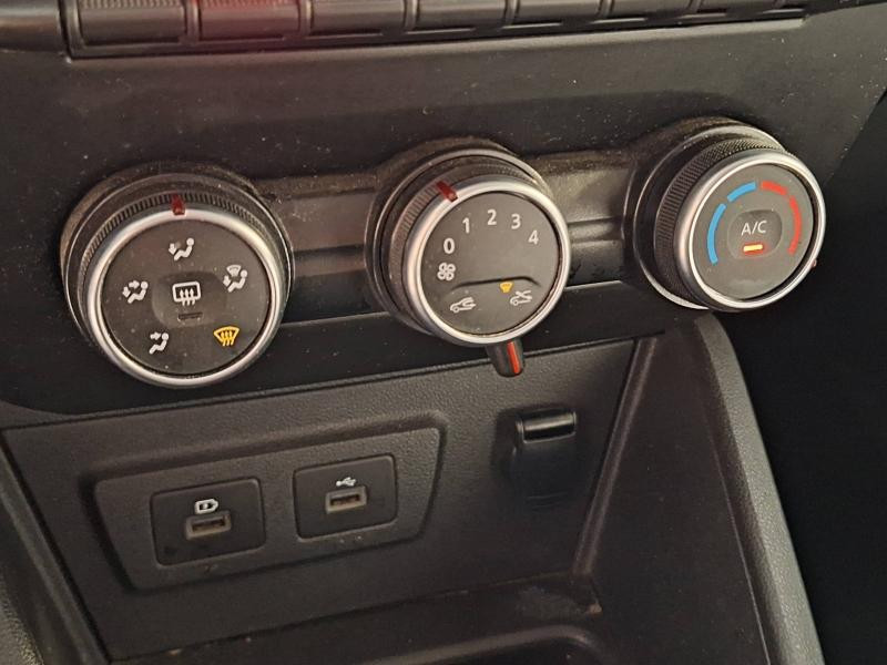Dacia Duster 1.5 Blue dCi 115ch Confort 4x2  occasion � Auxerre - photo n�17